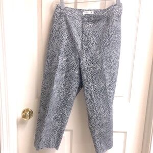 NWOT Navy Capris, Cotton/Spandex “Coldwater Creek”